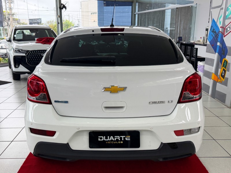 CHEVROLET CRUZE HB SPORT LT 1.8 16V FLEXP. 5P AUT 2015/2015 DUARTE VEÍCULOS PORTO ALEGRE / Carros no Vale